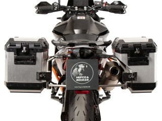 Wycięcie na bagażnik boczny...