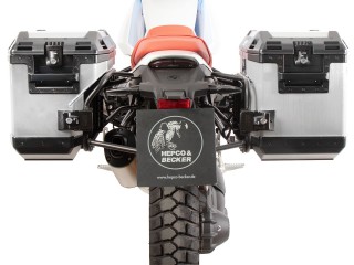 Wycięcie na bagażnik boczny...