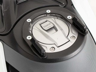 Tankring BASIC z mocowaniem...