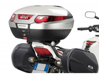 Stelaż pod kufer centralny...