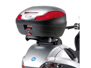 Stelaż pod kufer centralny...