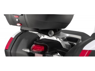 Stelaż pod kufer centralny...