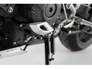 Osłona pokrywy silnika... 2