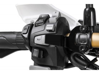 Osłona włącznika klaksonu...