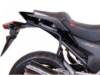 Stelaże pod kufry boczne...