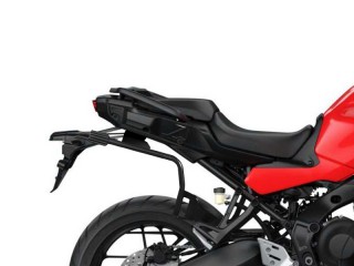 Stelaże pod kufry boczne...