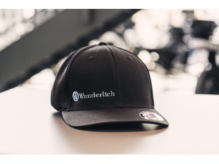 Czapka z daszkiem...